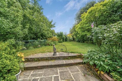 Patio|gardens
