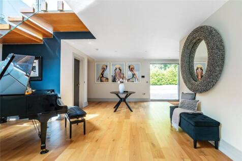 Hall/Music Room