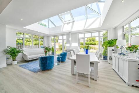 Kitchen Living Area