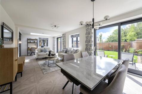 Open Plan Dinning
