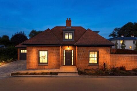 Twilight Front View
