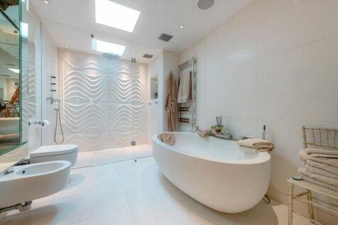 Principal Ensuite