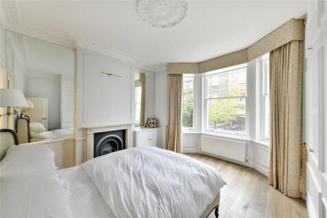Princiapl Bedroom