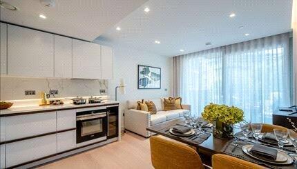 Kitchen/ Dining