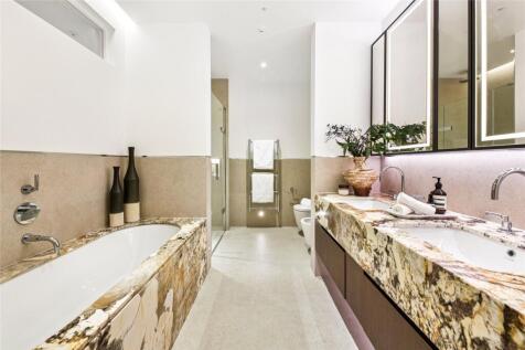 En Suite Bathroom