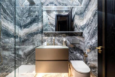 En Suite Shower Room