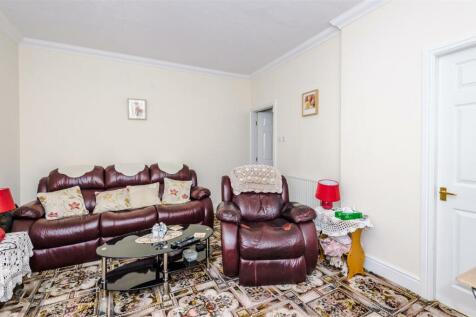 Annex Sitting Room (2).jpg