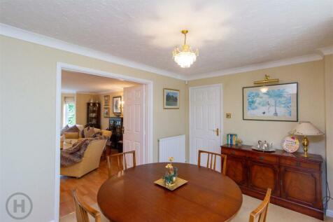 Dining Room (2).jpg