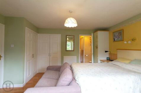 Bedroom One.jpg