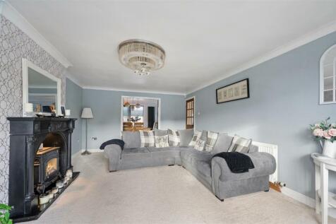 Sitting Room (3).jpg