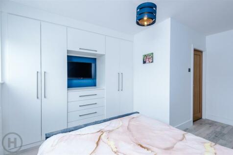 Master Bedroom.jpg