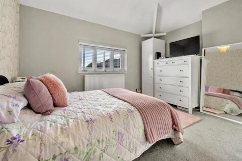 Bedroom Two.jpg