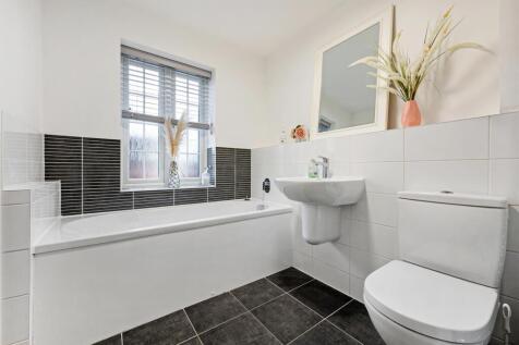 Bedroom One Ensuite