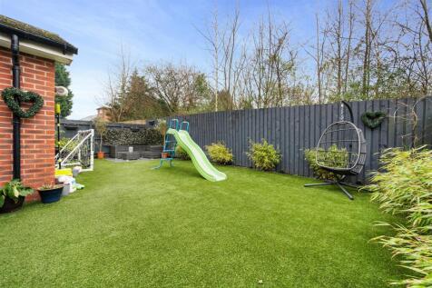 Rear Garden (3).jpg