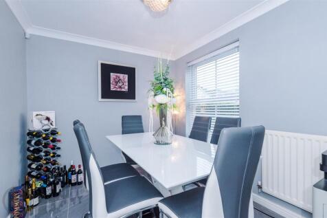 Dining Room.jpg