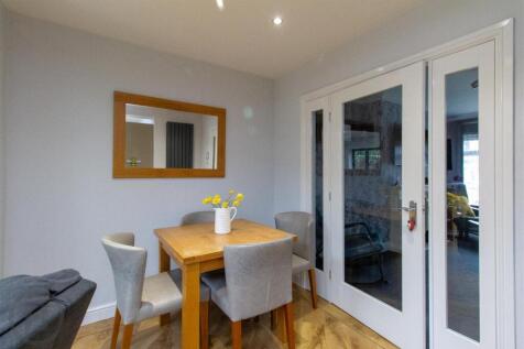 Kitchen Family Room