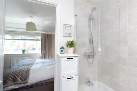 Bedroom One Ensuite