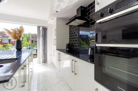 Kitchen Family Room