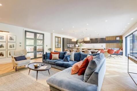 Open Plan Living Kitchen Area (1).jpg