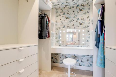 Dressing Room.jpg