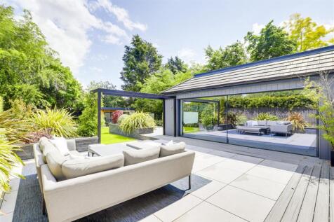 Rear Garden (9).jpg