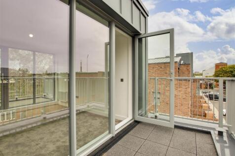 Quays Place (14).jpg