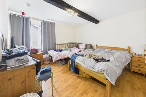 Flat 1