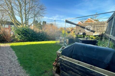 Side/Front Garden