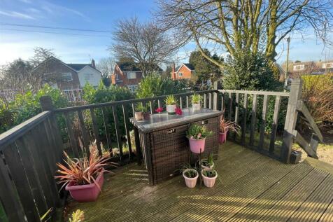 Side/Front Garden