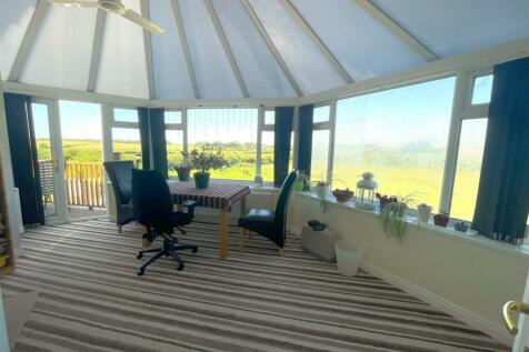 Conservatory (First Floor)