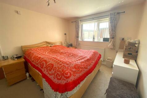 Bedroom 3 (Ground Floor)