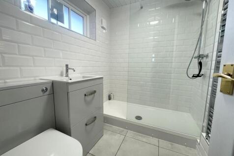 Ground Floor Bathroom