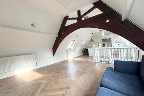 Lounge/Kitchen