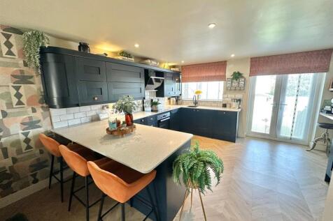Living Kitchen Diner