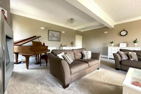 Lounge (1st floor)