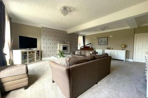 Lounge (1st floor)