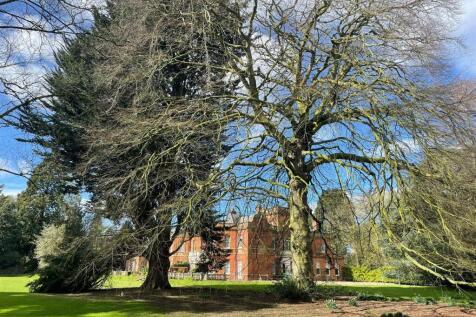 Hall Grounds