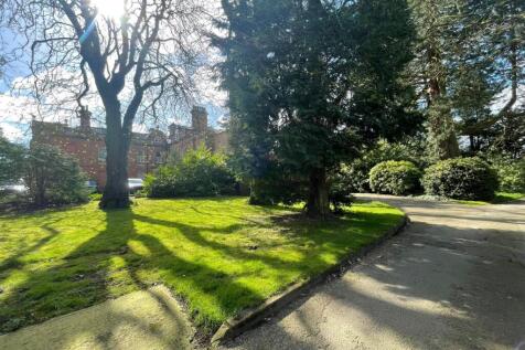 Hall Grounds