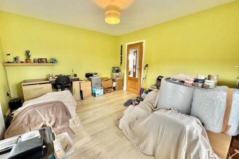 Dining room/ Bedroom 3