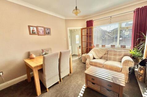 Dining Room/ Snug