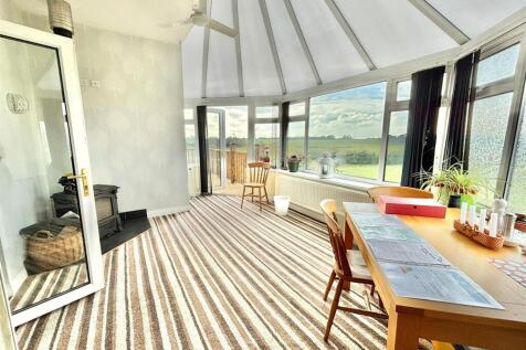 Conservatory (First Floor)