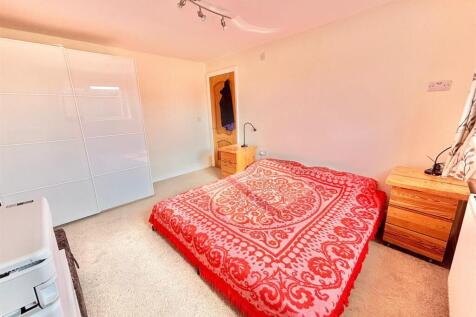 Bedroom 3 (First Floor)