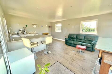 Large Modular Summerhouse/Office