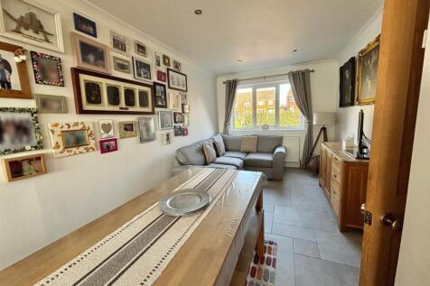 Kitchen Diner Family Room