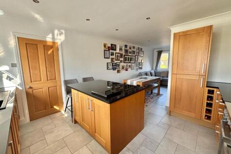 Kitchen Diner Family Room