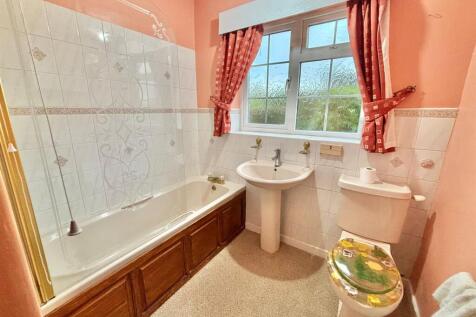 WhatsApp Image 2025-11-19 at 15.01.39_d5ac0003.jpg