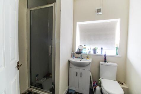 Brook Shower 2