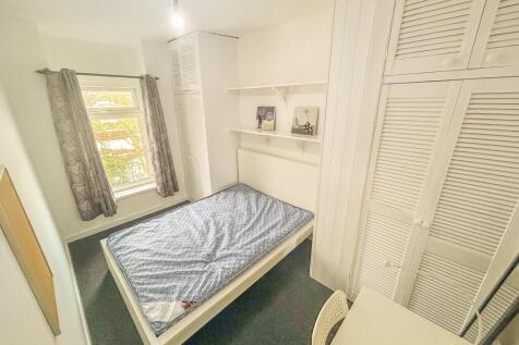 Room 3 FF Rear