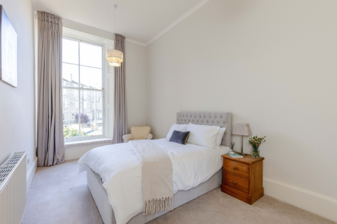 Main bedroom
