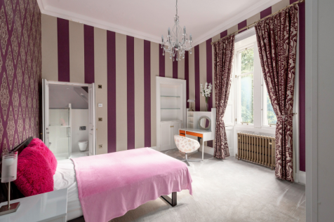Bedroom 2 w/ Ensuite